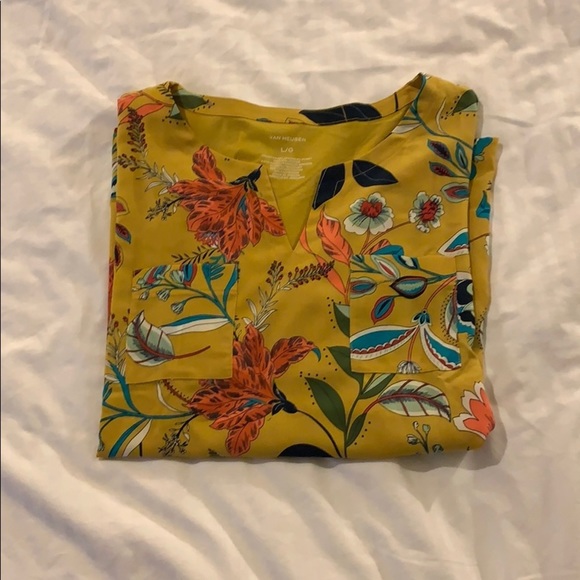 Van Heusen mustard colored print Top - Picture 4 of 5